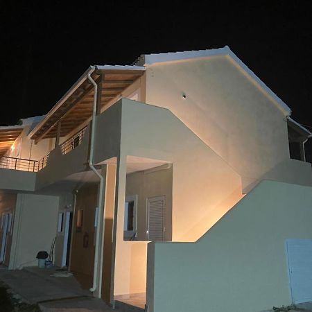 Mitseas Studios Sidárion Exterior foto